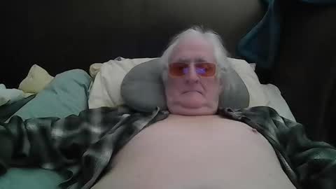 Liam online show from November 2025 02:45:02 AM