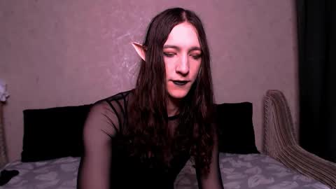 silvermuse online show from October 2025 08:11:02 PM