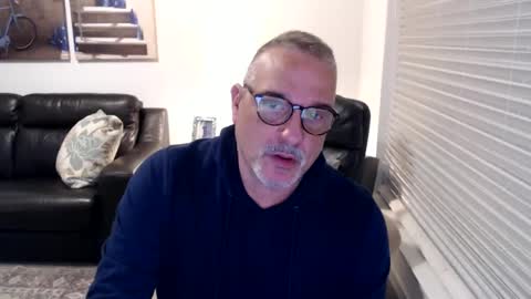 silveroli187 online show from February 2025 02:43:02 PM