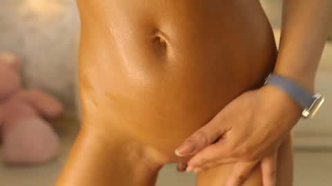 Silvia online show from June 2026 06:19:02 AM