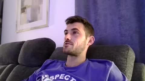 simomoliver online show from November 2025 11:26:01 PM