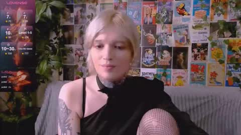 Simona online show from October 2025 01:17:02 AM