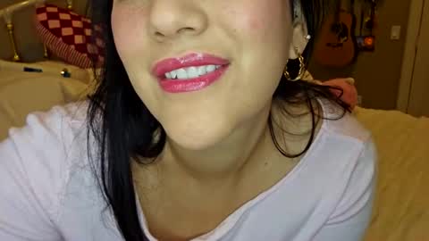 simonesighren online show from March 2026 06:21:01 AM