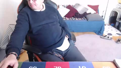 Snapshot of simonsexhott chatting on January 2025 10:11:02 AM Simon Sx online show from January 2025 10:11:02 AM