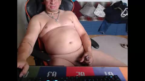 Snapshot of simonsexhott chatting on September 2025 07:30:02 AM Simon Sx online show from September 2025 07:30:02 AM