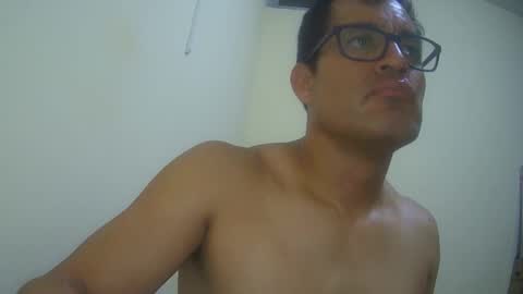 Snapshot of simpatico977 chatting on February 2026 04:05:02 AM Denis online show from February 2026 04:05:02 AM
