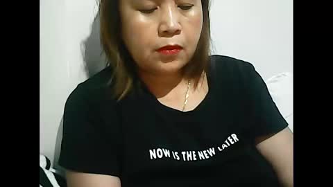 Snapshot of simplecity45 chatting on November 2025 10:31:02 PM Carolyn online show from November 2025 10:31:02 PM