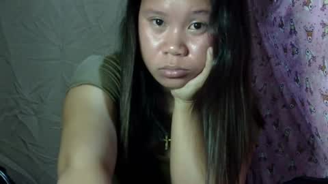 Snapshot of simply_y0urs chatting on January 2025 06:05:02 PM simply_y0urs online show from January 2025 06:05:02 PM