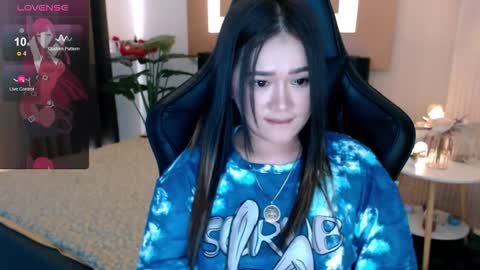 Snapshot of simplykhate chatting on October 2025 01:59:02 AM Adrianna Fowler online show from October 2025 01:59:02 AM