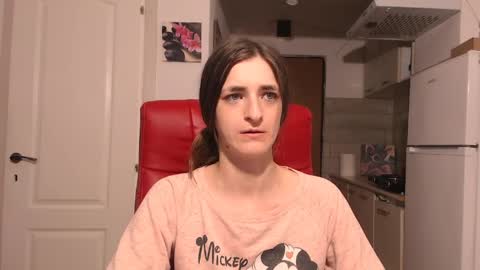 simyhvn online show from April 2026 05:00:01 PM