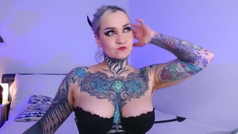 Snapshot of sindeleros chatting on October 2025 01:43:02 PM Ms. Sindel online show from October 2025 01:43:02 PM