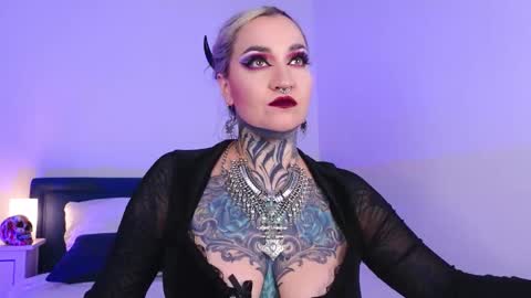 Snapshot of sindeleros chatting on October 2025 01:33:02 PM Ms. Sindel online show from October 2025 01:33:02 PM
