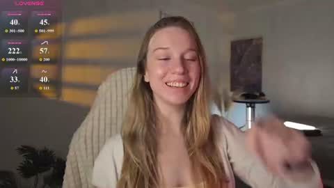 Snapshot of sinner_eve chatting on June 2026 03:26:02 AM Aurora online show from June 2026 03:26:02 AM