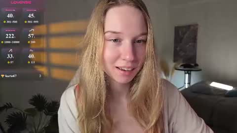 Snapshot of sinner_eve chatting on June 2026 03:31:02 AM Aurora online show from June 2026 03:31:02 AM