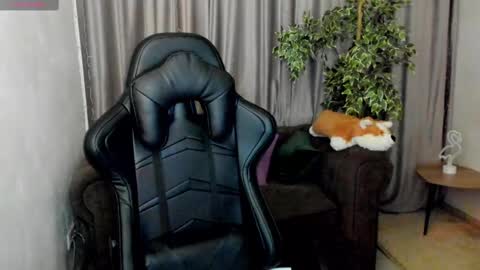 Sinty Noria online show from February 2025 04:33:02 AM