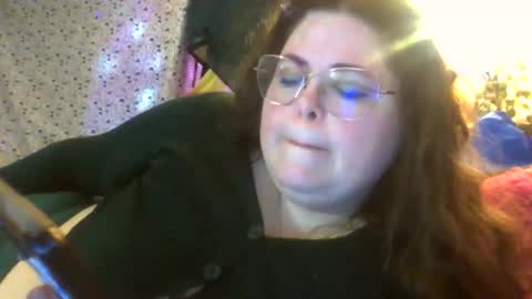 Siofra online show from April 2026 10:22:02 PM