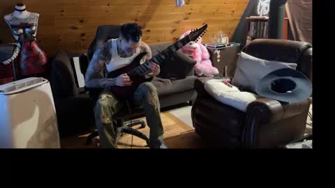 Snapshot of siphonophorstrings chatting on September 2025 12:56:02 AM Dustbunnyfoofoo online show from September 2025 12:56:02 AM