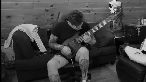 Snapshot of siphonophorstrings chatting on October 2025 05:41:02 AM Dustbunnyfoofoo online show from October 2025 05:41:02 AM