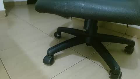 AlphaMaster Rodrick online show from November 2025 04:12:01 AM