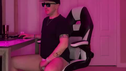 Sir Daddy McQween online show from January 2026 02:48:02 AM