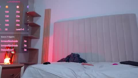 Snapshot of sirena_fuego chatting on March 2026 03:39:01 AM Elyzabeth online show from March 2026 03:39:01 AM