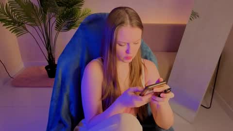 Snapshot of sirenablessing chatting on November 2025 01:40:01 AM sirenablessing online show from November 2025 01:40:01 AM