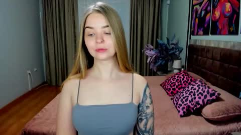 SirenaBloom online show from March 2026 04:36:02 AM