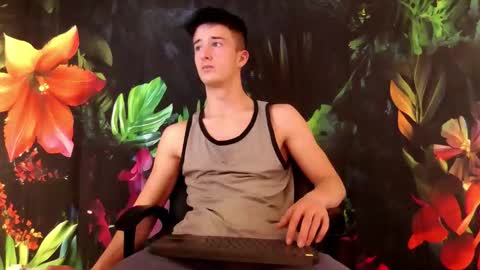 SirReedy online show from November 2025 04:01:01 AM