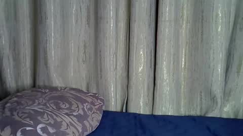 Snapshot of sismile chatting on October 2025 09:37:02 PM shannie online show from October 2025 09:37:02 PM