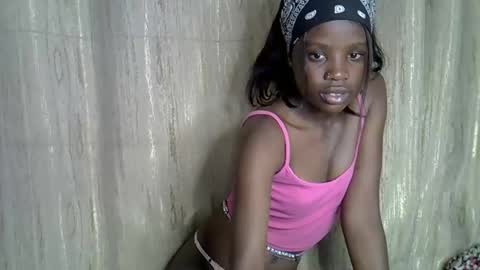 Snapshot of sismile chatting on November 2025 12:54:01 AM shannie online show from November 2025 12:54:01 AM