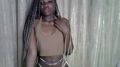 Snapshot of sismile chatting on November 2025 02:31:02 AM shannie online show from November 2025 02:31:02 AM