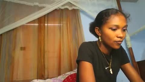 Sissi0325 online show from March 2026 06:58:01 AM