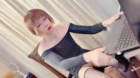 Sissy Ada online show from May 2026 12:10:01 PM