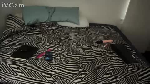 Snapshot of sissy_claire_lebleezy chatting on October 2025 12:01:02 PM sissy slut online show from October 2025 12:01:02 PM