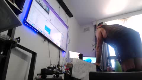 RESPONDS WELL TO ... online show from January 2026 02:59:02 AM