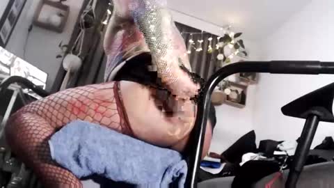 RESPONDS WELL TO ... online show from February 2026 12:32:01 PM