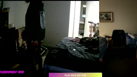 Snapshot of sissycdmish chatting on November 2025 03:34:02 PM SissyCDMish online show from November 2025 03:34:02 PM