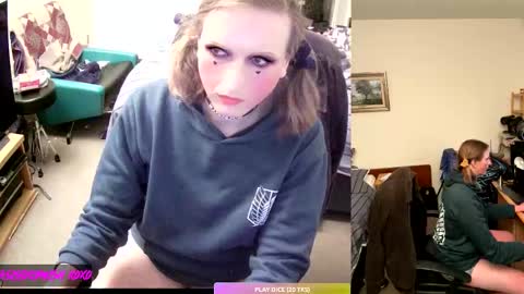 Snapshot of sissycdmish chatting on November 2025 02:52:02 PM SissyCDMish online show from November 2025 02:52:02 PM