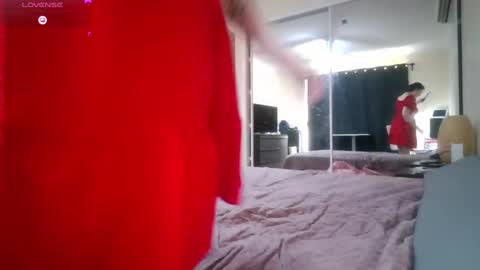 sizzlemewet online show from December 2024 01:32:02 AM
