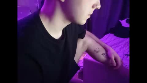 SizzleOzzy online show from April 2026 01:41:02 PM