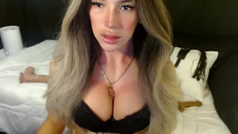 Snapshot of sizzling_cassie130 chatting on July 2026 01:41:01 AM Cassie online show from July 2026 01:41:01 AM