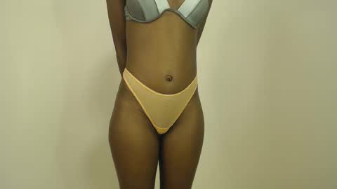 Snapshot of sizzly_ass chatting on May 2026 03:03:02 AM sizzly_ass online show from May 2026 03:03:02 AM