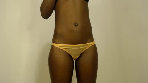 Snapshot of sizzly_ass chatting on June 2026 03:05:02 AM sizzly_ass online show from June 2026 03:05:02 AM