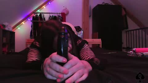 Snapshot of sizzyanallove chatting on January 2025 05:34:02 PM sizzyanallove online show from January 2025 05:34:02 PM