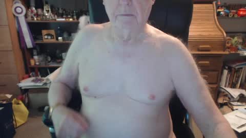 sjbottomboi online show from July 2026 03:39:02 PM