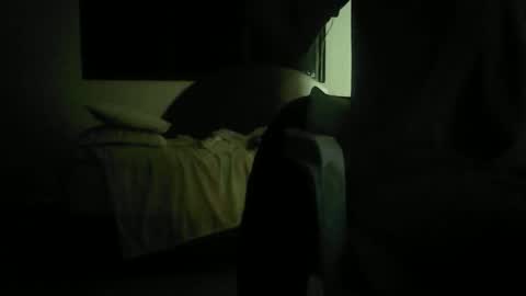 Snapshot of skanky_little_dolls chatting on November 2025 10:04:02 PM skanky_little_dolls online show from November 2025 10:04:02 PM