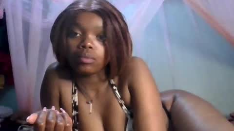 Snapshot of skarletblue chatting on August 2026 06:06:02 PM Skarlet online show from August 2026 06:06:02 PM