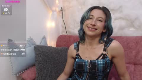 Snapshot of skarletjhonson_ chatting on January 2025 07:07:01 AM Skarlet online show from January 2025 07:07:01 AM