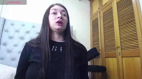 skarlett_36 online show from March 2026 01:04:01 PM