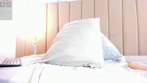 Skarlet online show from December 2024 07:51:01 PM